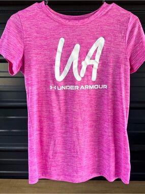 Girl’s Under Armour Magenta Short Sleeve Athletic Tee
